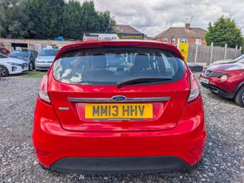 Ford Fiesta 1.0T EcoBoost Zetec Euro 5 (s/s) 5dr