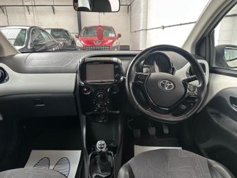 Toyota AYGO 1.0 VVT-i x-pression Euro 6 5dr