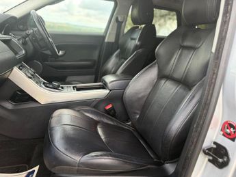 LAND ROVER RANGE ROVER EVOQUE 2.0 TD4 SE Tech SUV 5dr Diesel Auto 4WD Euro 6 (s/s) (180 ps)