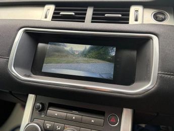 LAND ROVER RANGE ROVER EVOQUE 2.0 TD4 SE Tech SUV 5dr Diesel Auto 4WD Euro 6 (s/s) (180 ps)
