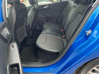 Ford Focus 1.0T EcoBoost Titanium X Auto Euro 6 (s/s) 5dr