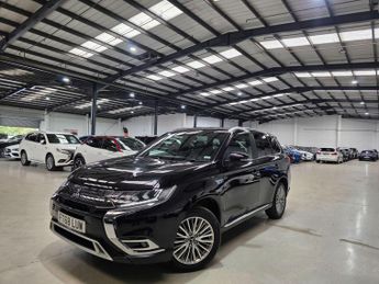 Mitsubishi Outlander 2.4h TwinMotor 13.8kWh 4h CVT 4WD Euro 6 (s/s) 5dr