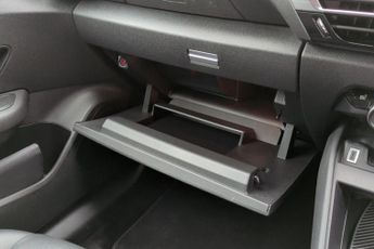 Citroen e-C4 50kWh Shine Plus Auto 5dr