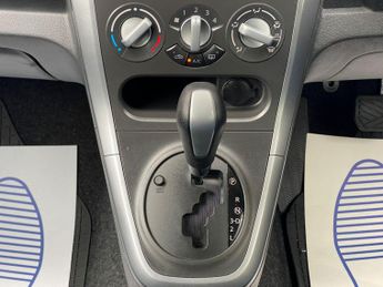 Vauxhall Agila 1.2 16V Design Auto Euro 5 5dr
