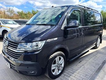 Volkswagen Transporter 2.0 TDI T32 Highline Kombi DSG FWD LWB High Roof Euro 6 (s/s) 5d