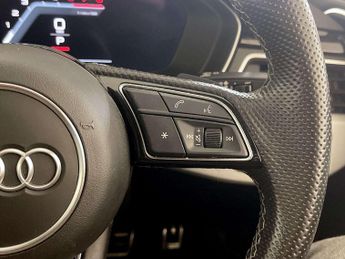 Audi A4 2.0 TFSI 40 S line S Tronic Euro 6 (s/s) 4dr