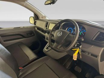Vauxhall Vivaro Electric 3100 50kWh Dynamic Panel Van 5dr Electric Auto L1 H1 (136 ps)