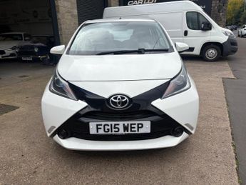 Toyota AYGO 1.0 VVT-i x-play Euro 5 5dr Euro 5
