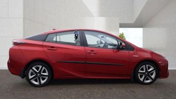 Toyota Prius 1.8 VVT-h Excel CVT Euro 6 (s/s) 5dr (15in Alloy)