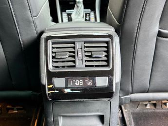 Skoda Superb 1.5 TSI ACT SE Technology DSG Euro 6 (s/s) 5dr
