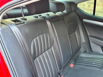 Skoda Superb 1.5 TSI ACT SE Technology DSG Euro 6 (s/s) 5dr