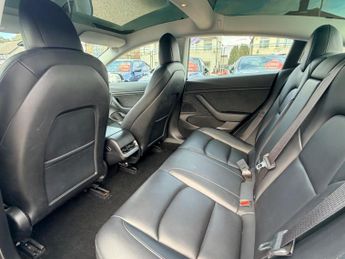 Tesla Model 3 (Dual Motor) Long Range Auto 4WDE 4dr