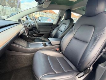 Tesla Model 3 (Dual Motor) Long Range Auto 4WDE 4dr