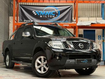 Nissan Navara 2.5 dCi Tekna Auto 4WD Euro 5 4dr