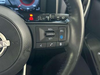 Nissan Qashqai 1.3 DIG-T MHEV Tekna SUV 5dr Petrol Hybrid Manual Euro 6 (s/s) (