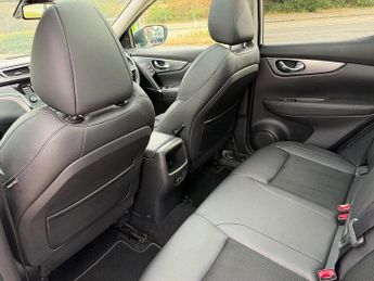 Nissan Qashqai 1.3 DIG-T Tekna DCT Auto Euro 6 (s/s) 5dr
