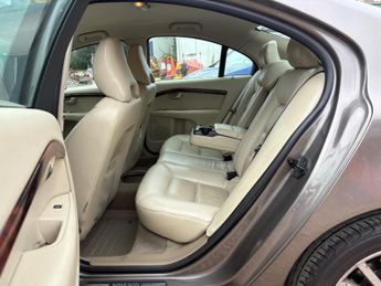 Volvo S80 2.5T SE 4dr