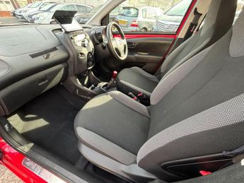 Toyota AYGO 1.0 VVT-i x Euro 6 5dr