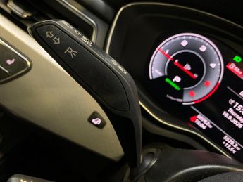 Audi A4 2.0 TDI 30 Technik S Tronic Euro 6 (s/s) 4dr