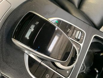 Mercedes-Benz C Class 2.1 C220d AMG Line (Premium) 7G-Tronic+ Euro 6 (s/s) 4dr