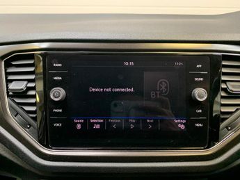 Volkswagen T-Roc 1.5 TSI EVO SE DSG Euro 6 (s/s) 5dr