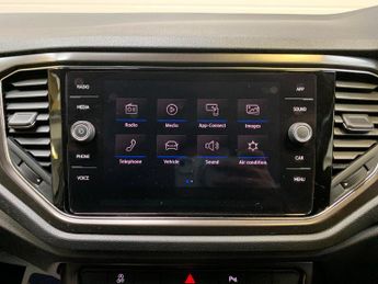 Volkswagen T-Roc 1.5 TSI EVO SE DSG Euro 6 (s/s) 5dr