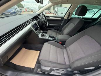 Volkswagen Passat 2.0 TDI SE Business DSG Euro 6 (s/s) 5dr