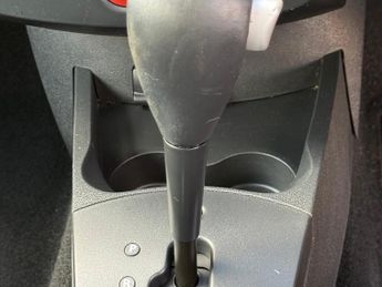Renault Clio 1.6 VVT Expression Auto Euro 5 5dr (AC)