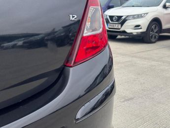 Vauxhall Corsa 1.2i 16v Life 5dr