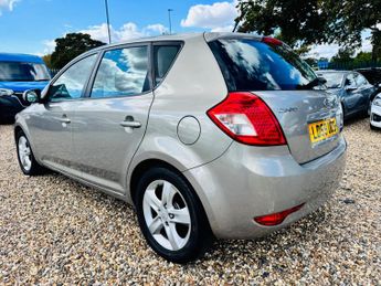 Kia Ceed 1.6 2 Euro 4 5dr