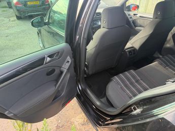 Volkswagen Golf 2.0 TSI GTI Hatchback 5dr Petrol DSG Euro 5 (210 ps)