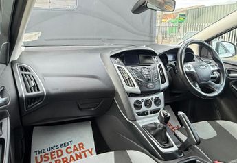 Ford Focus 1.0T EcoBoost Zetec Navigator Euro 5 (s/s) 5dr