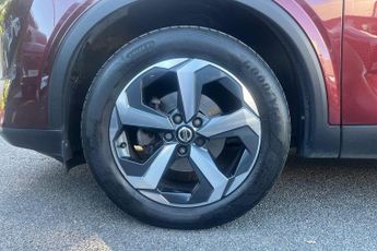 Nissan Qashqai 1.3 DiG-T 158 BHP N-Connecta 5dr Xtronic