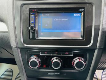 Volkswagen Golf 2.0 TDI GT DSG Euro 5 5dr
