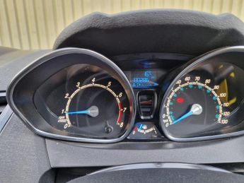 Ford Fiesta 1.0T EcoBoost Zetec Euro 5 (s/s) 5dr
