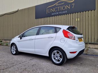 Ford Fiesta 1.0T EcoBoost Zetec Euro 5 (s/s) 5dr