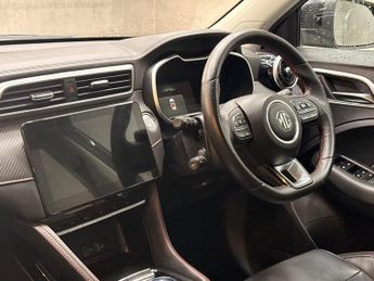 MG MG ZS 72.6kWh Trophy Long Range Auto 5dr