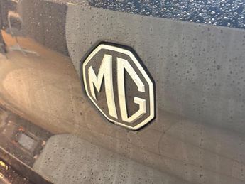 MG MG ZS 72.6kWh Trophy Long Range Auto 5dr