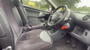 Toyota AYGO 1.0 VVT-i Black Euro 4 3dr (AC)