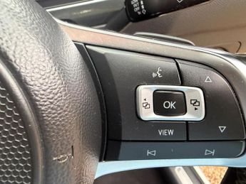 Volkswagen Tiguan 2.0 TDI R-Line Tech DSG 4Motion Euro 6 (s/s) 5dr
