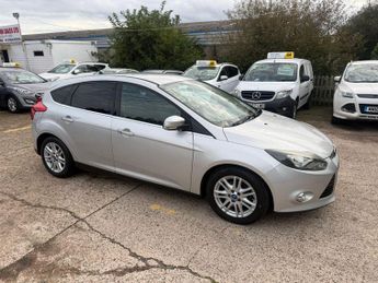 Ford Focus 1.6 TDCi Titanium Euro 5 (s/s) 5dr