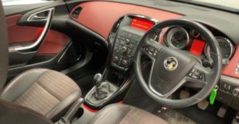 Vauxhall Astra GTC 2.0 CDTi SRi Euro 5 (s/s) 3dr