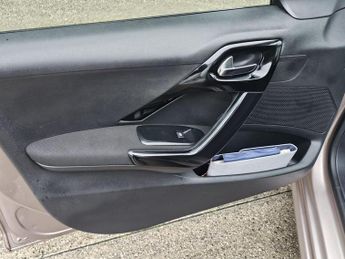 Peugeot 208 1.4 e-HDi Active EGC Euro 5 (s/s) 5dr