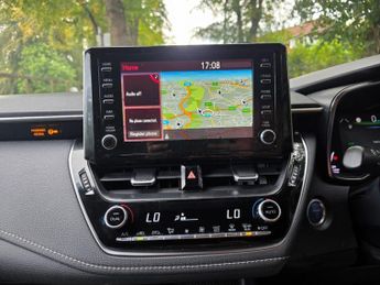 Toyota Corolla 1.8 VVT-h Icon Tech CVT Euro 6 (s/s) 5dr