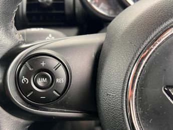 MINI Hatch 1.5 Cooper D Auto Euro 6 (s/s) 5dr