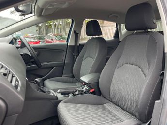 SEAT Leon 1.6 TDI CR SE DSG Euro 5 (s/s) 5dr