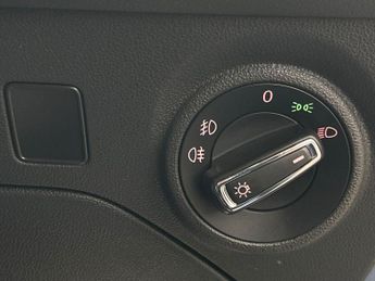 SEAT Leon 1.6 TDI CR SE DSG Euro 5 (s/s) 5dr