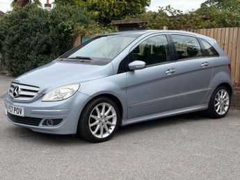Mercedes-Benz B Class 2.0 B180 SE CVT 5dr