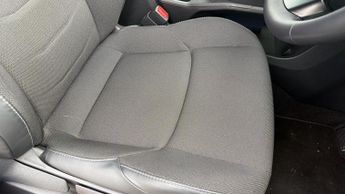 Toyota C-HR+ 77kWh Design SUV 5dr Electric Auto (224 ps)