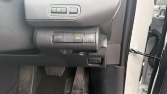 Toyota C-HR+ 77kWh Design SUV 5dr Electric Auto (224 ps)